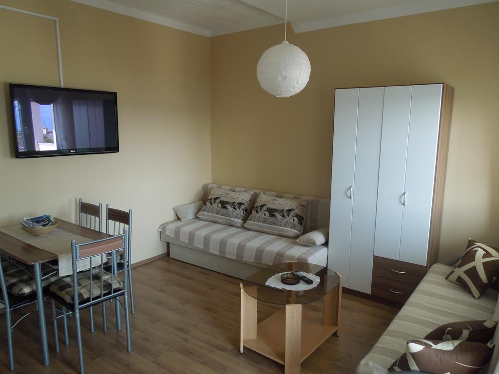 Apartments Meleh Crikvenica Kamer foto
