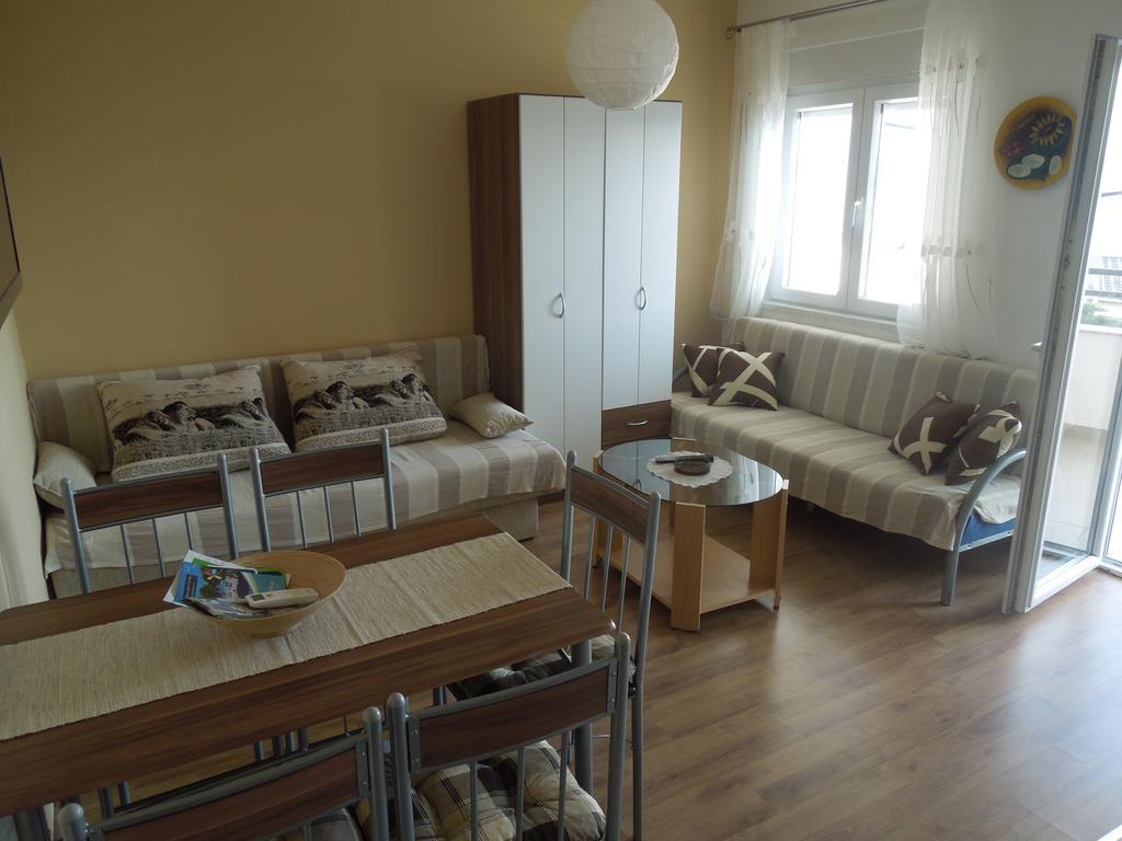 Apartments Meleh Crikvenica Kamer foto
