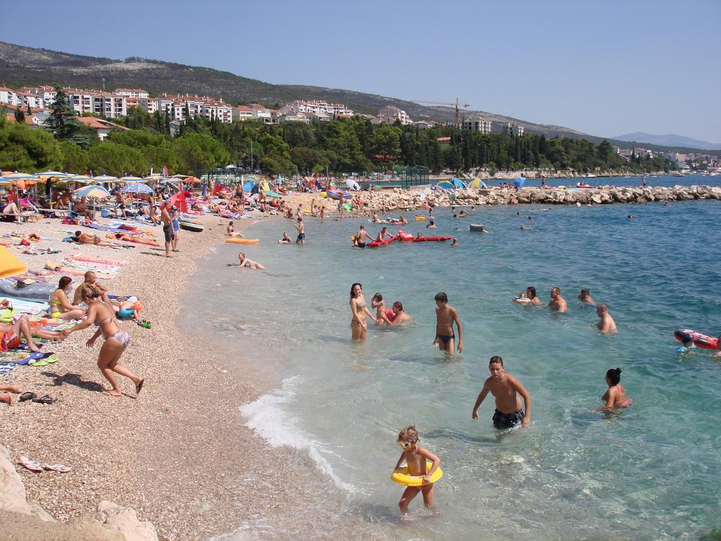 Apartments Meleh Crikvenica Buitenkant foto