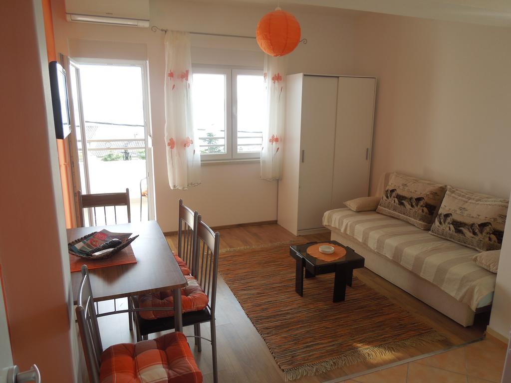 Apartments Meleh Crikvenica Kamer foto