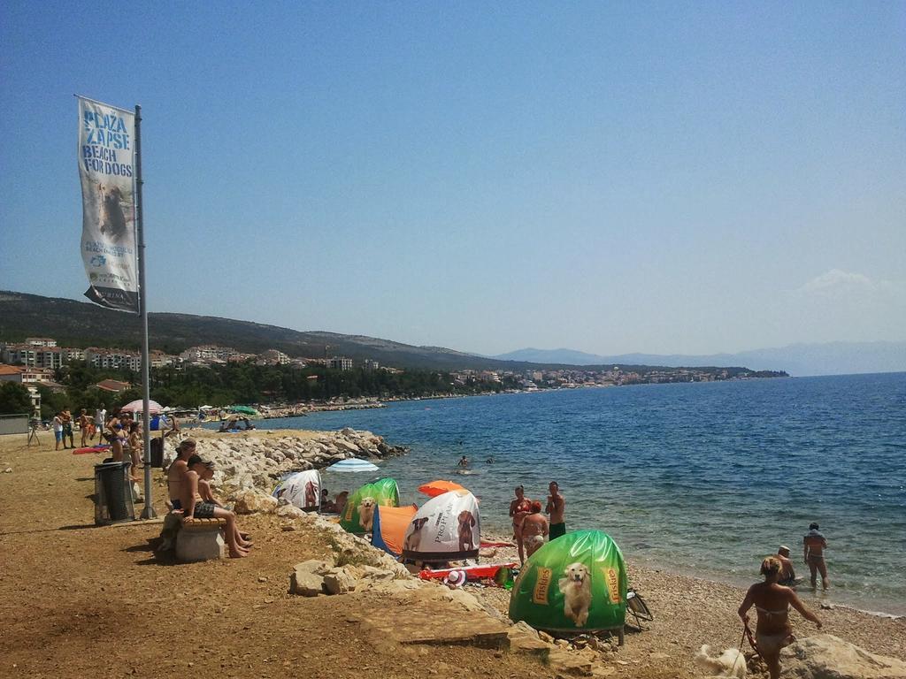 Apartments Meleh Crikvenica Buitenkant foto