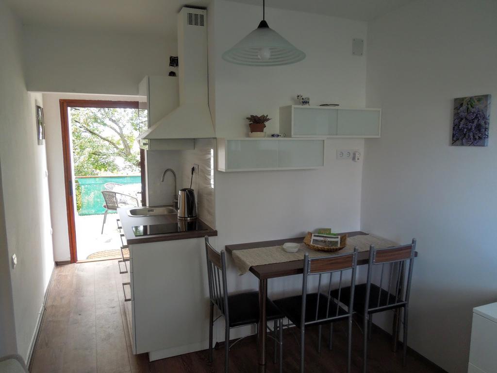 Apartments Meleh Crikvenica Buitenkant foto